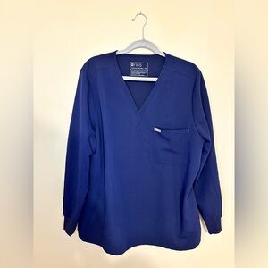 Figs Women’s Catarina Long Sleeve Scrub Top Navy